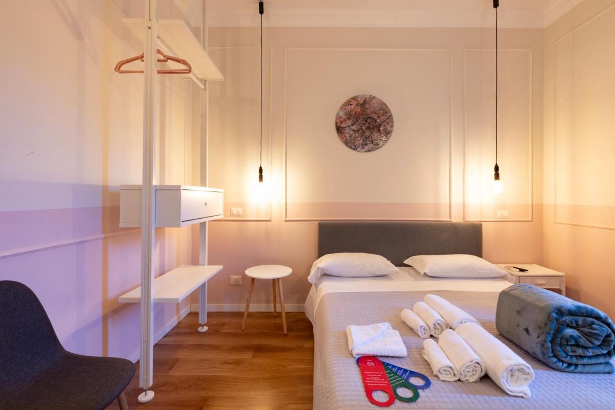 Rdr Tortona Rooms Roma Esterno foto