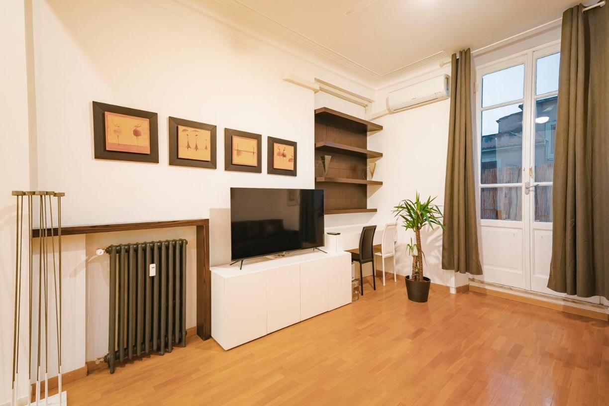 Rdr Tortona Rooms Roma Esterno foto